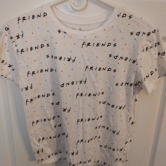 Friends Tee - Picture 1 of 4